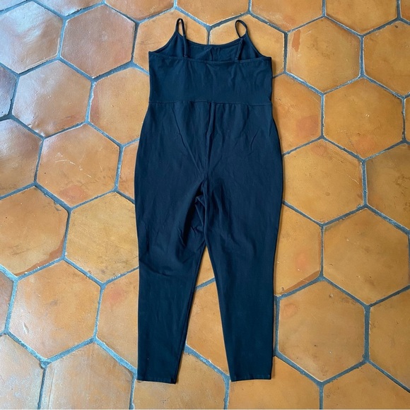Torrid Full-Length Scoop Cami One-Piece Performance Active Jumpsuit SZ 3x 22-24 - Picture 4 of 8